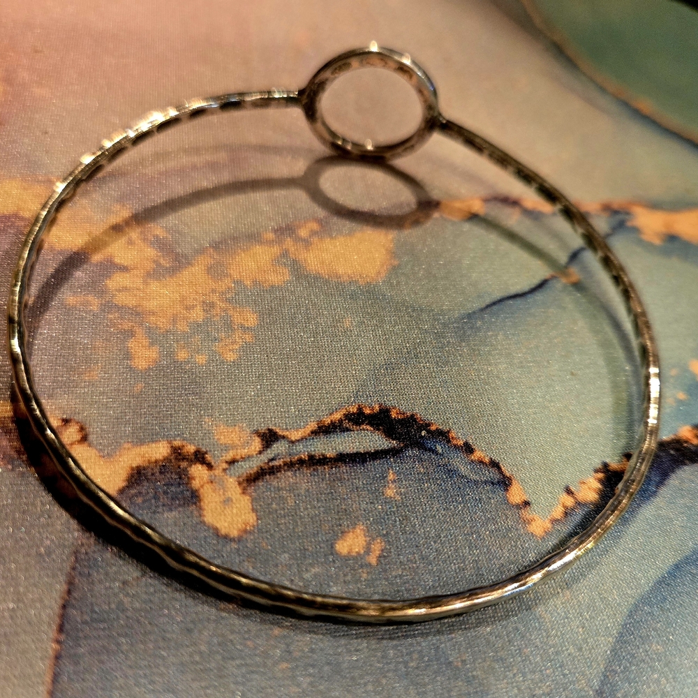 Silpada Sterling Silver "Karma" Bangle Bracelet - Picture 3 of 6